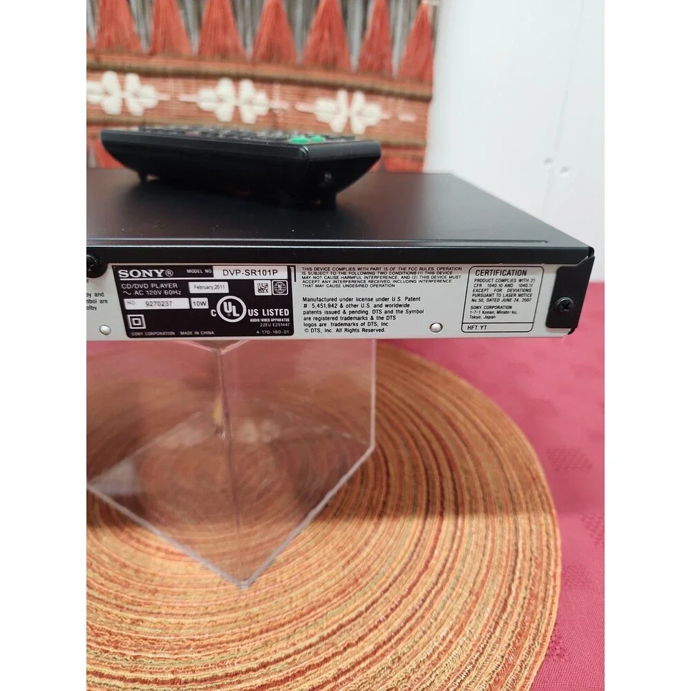 Sony DVP-SR201P DVD Player
